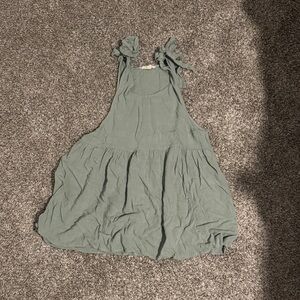 Women’s dress